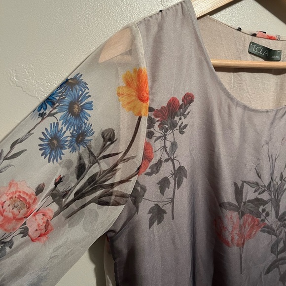 Lola Women's Long Sleeve Floral Blouse Made in Italy - Picture 7 of 12